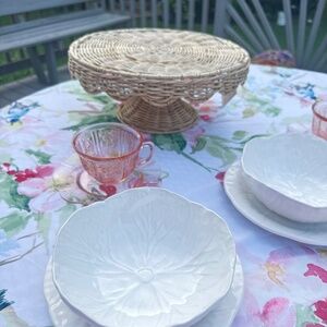 Southern Living Cake Holder
